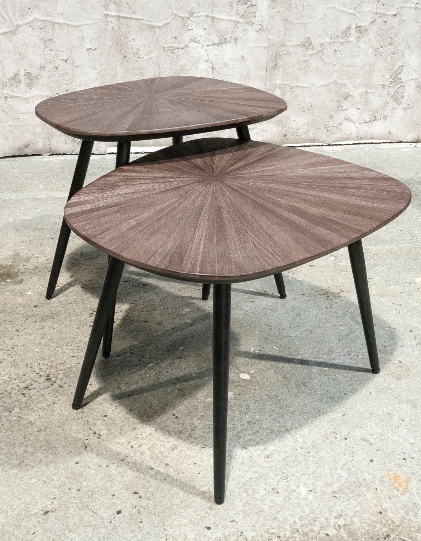 RECYCLED: SET OF TWO TABLES MADE OF RECYCLED TEAK WOOD