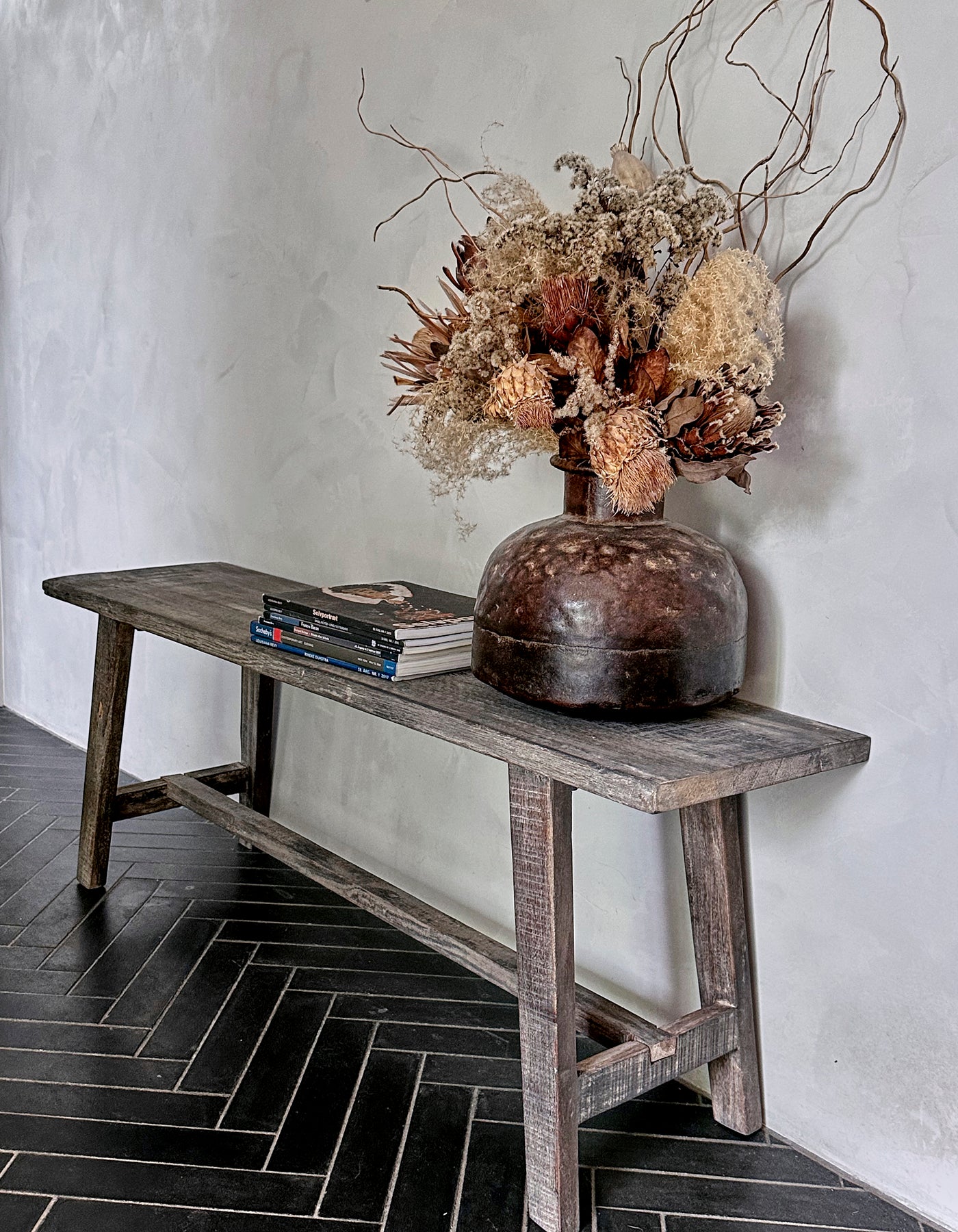 RECYCLED: ELEGANT BÆNK AF GENBRUGT TRÆ