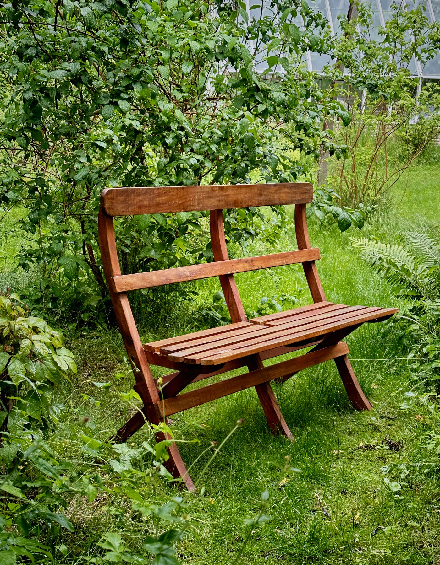 RECYCLED: HAVEBÆNK AF GENBRUGT TRÆ