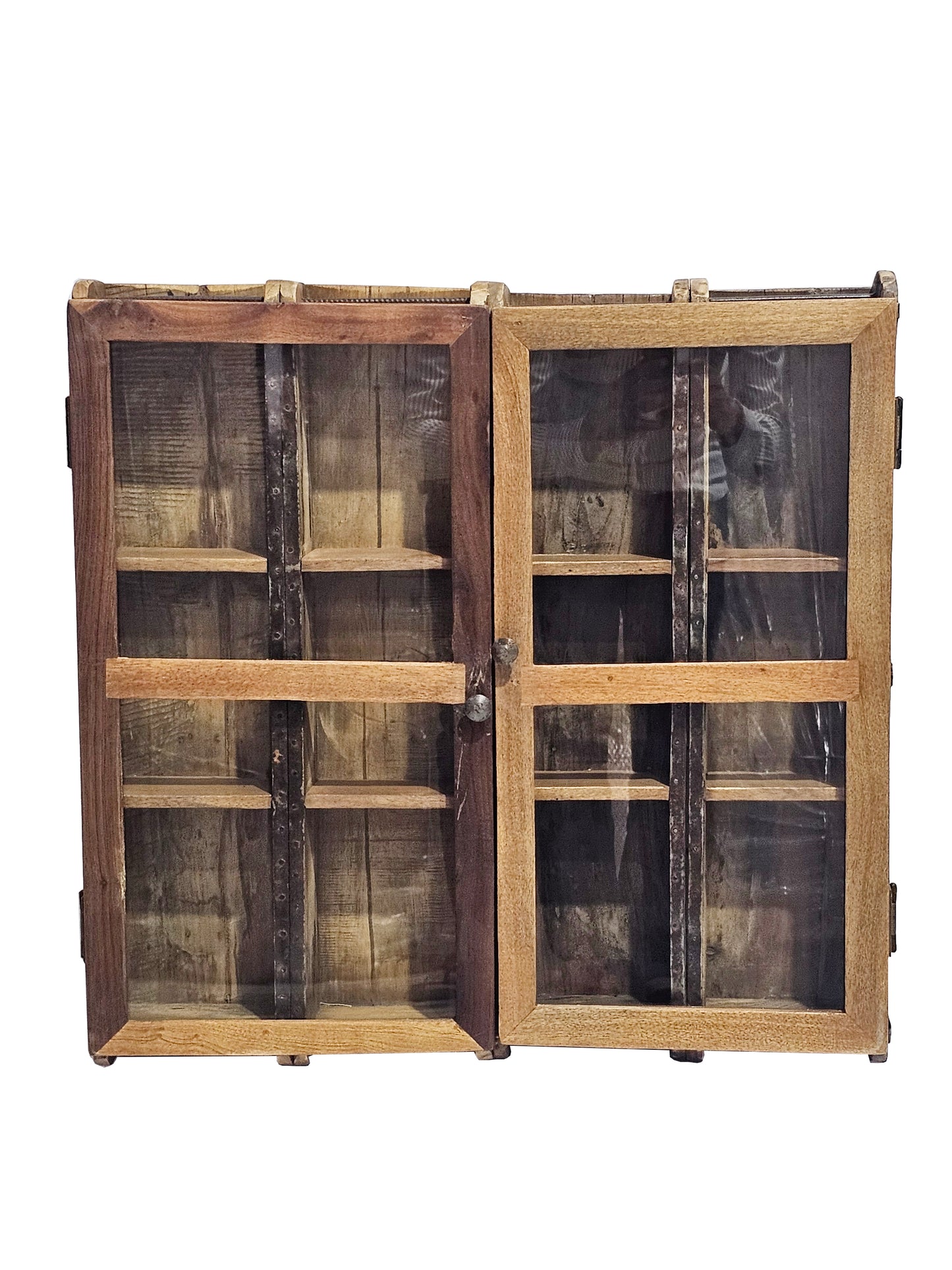 UPCYCLED SKAB AF GAMLE MURSTENSFORME