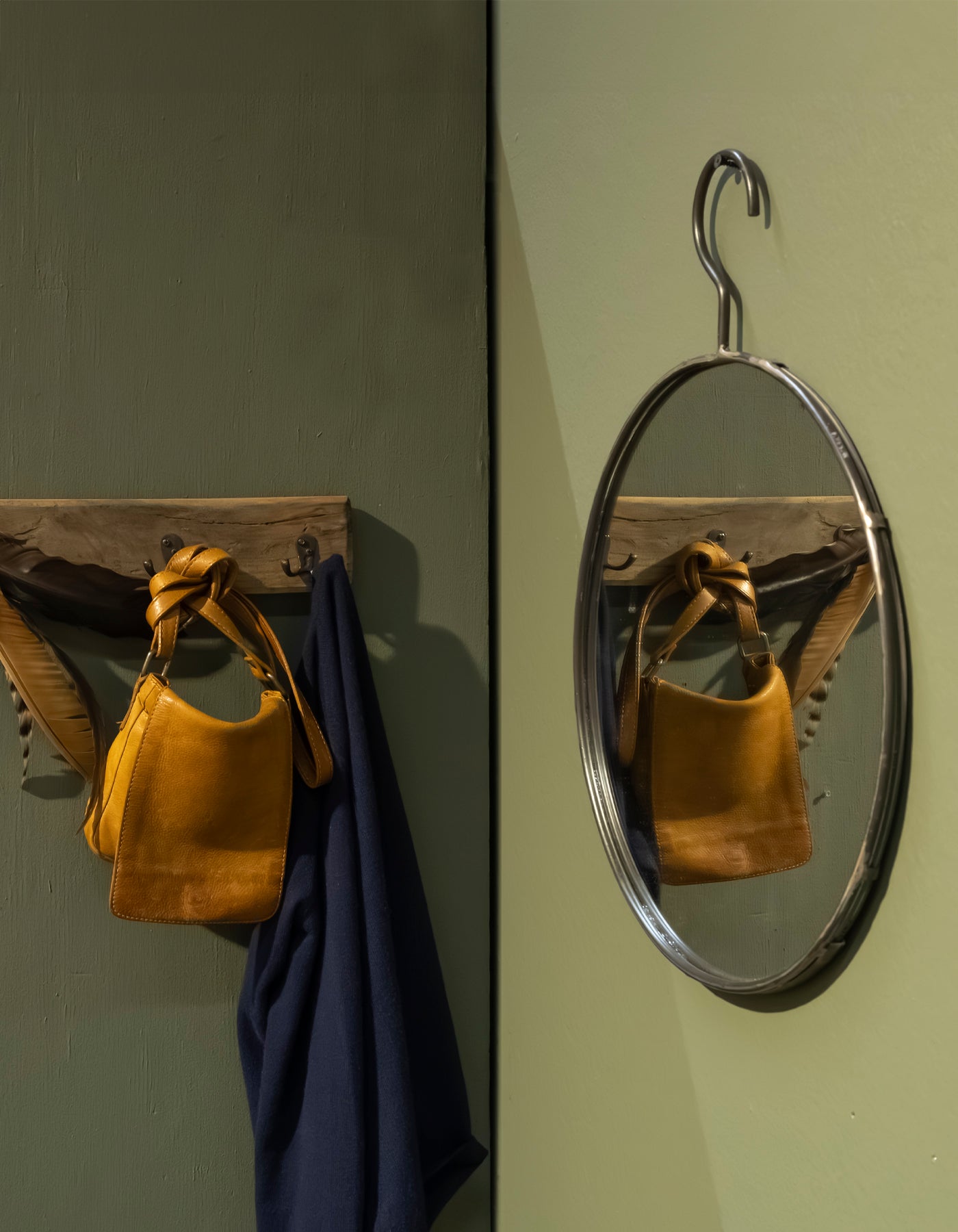 ELEGANT SPEJL I INDUSTRIEL STIL