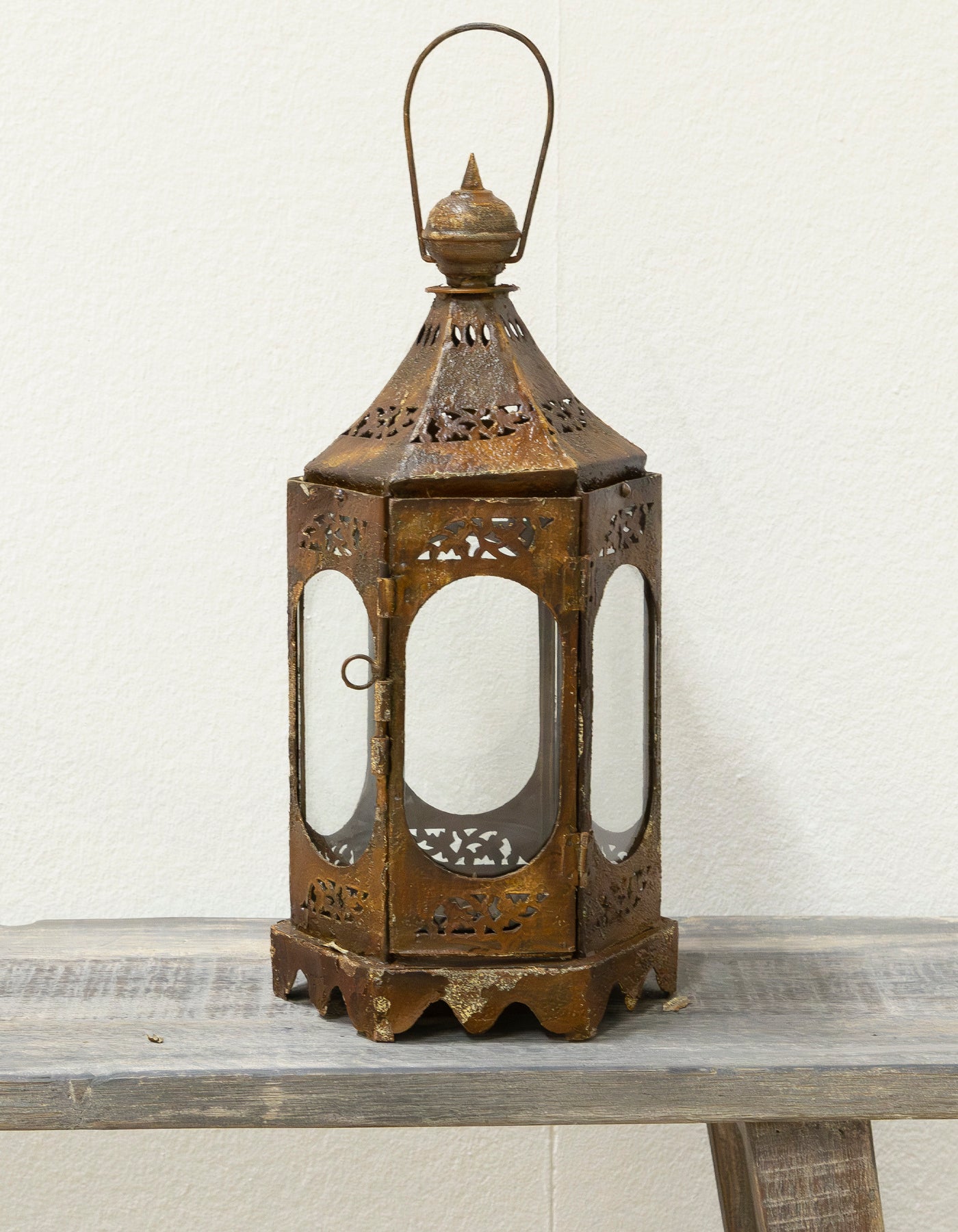 UNIQUE LANTERNS – Rusty charm for coziness