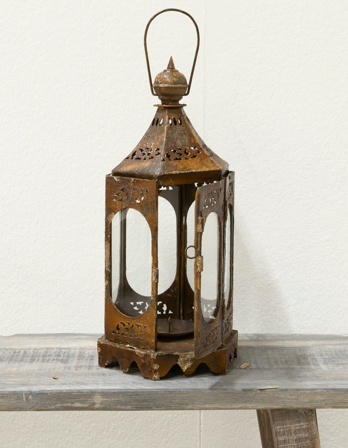 UNIQUE LANTERNS – Rusty charm for coziness