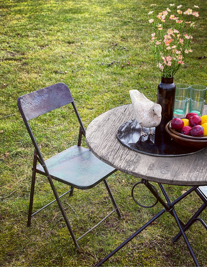 RECYCLED: Rundt spisebord i genbrugstræ – unikt vintage bord med nordic rustic finish og smuk patina