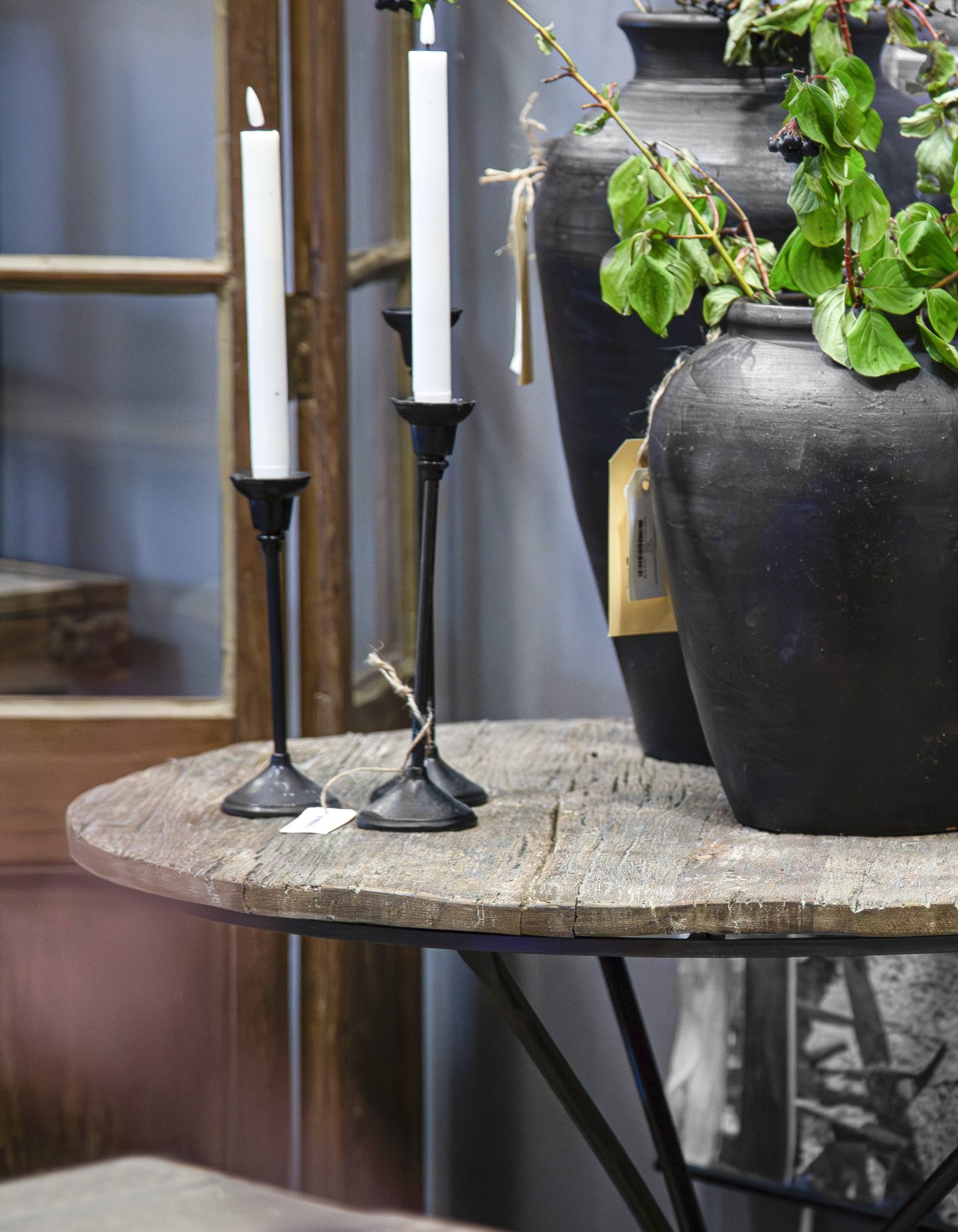 RECYCLED: Rundt Bord af Genbrungstræ