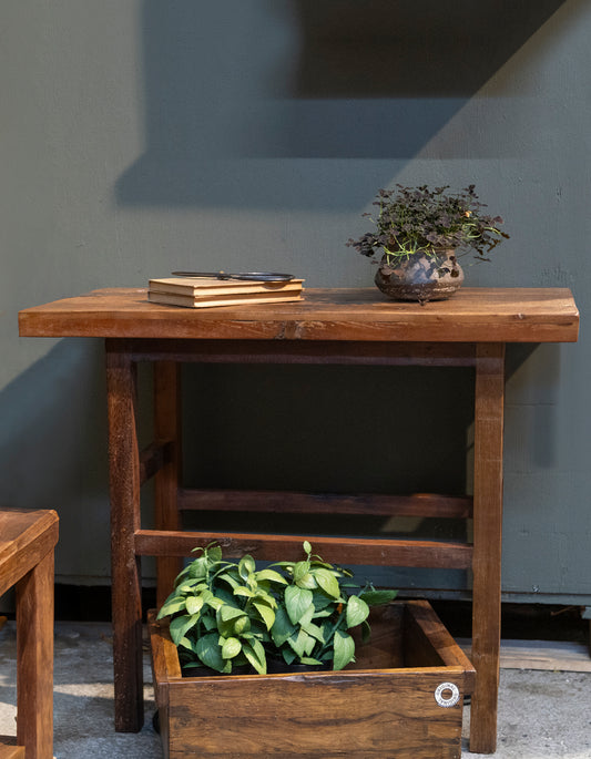 RECALIMED WOOD CONSOLE TABLE – Scandinavian Design with Soul