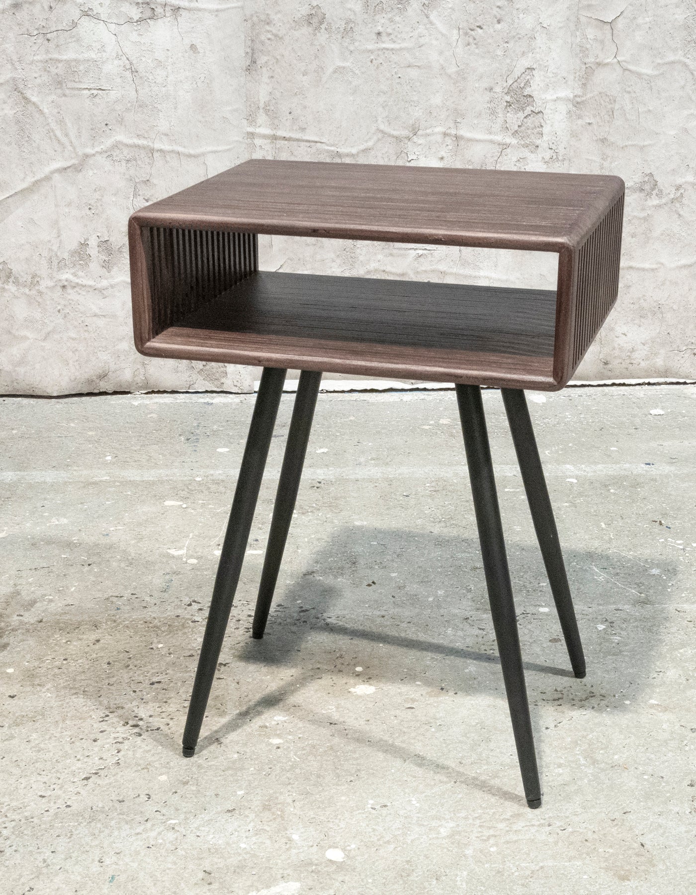 RECYCLED: SIDE- EL. SENGEBORD I GENANVENDT TEAKTRÆ
