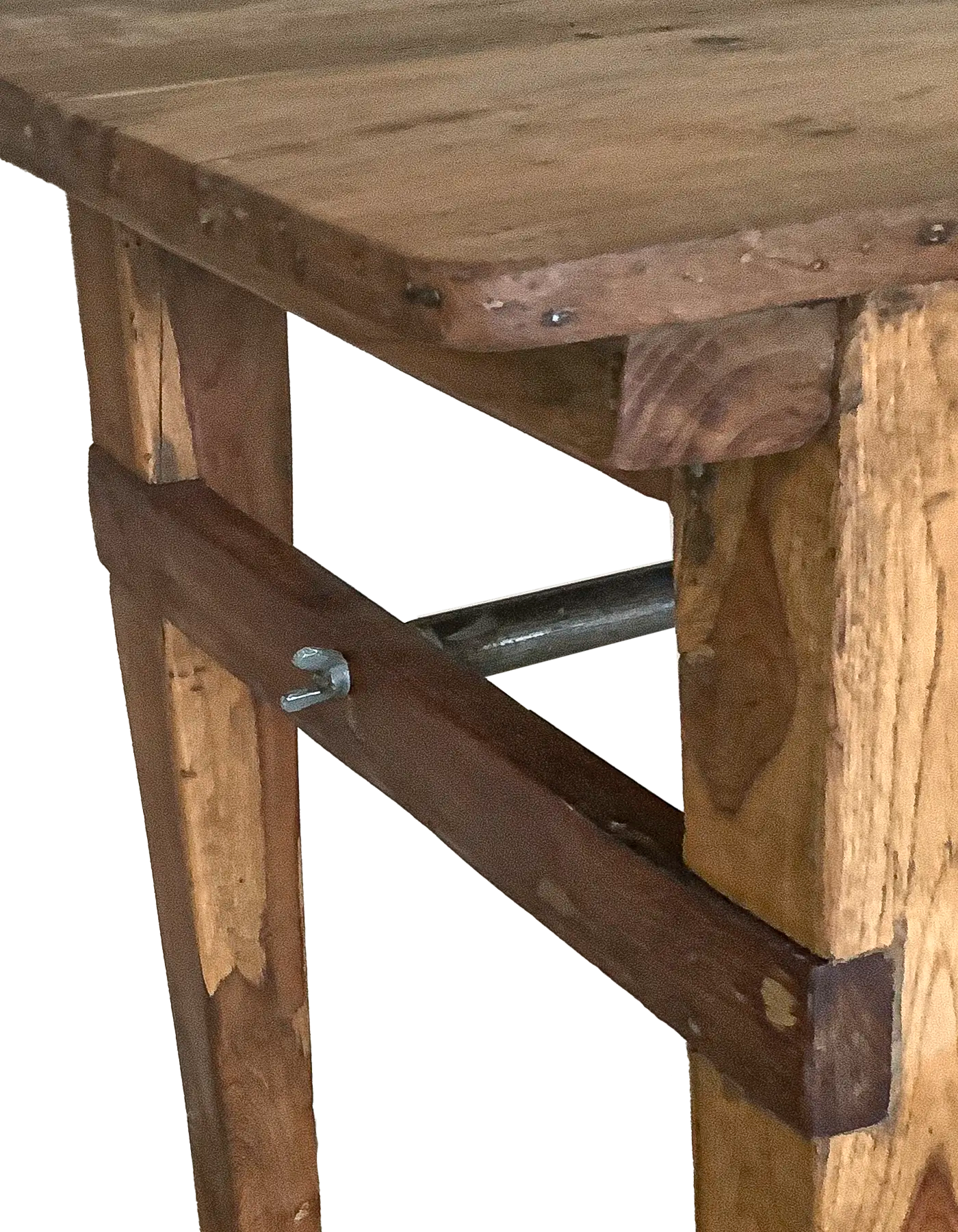 RECYCLED: KONSOLBORD AF GAMMELT TRÆ