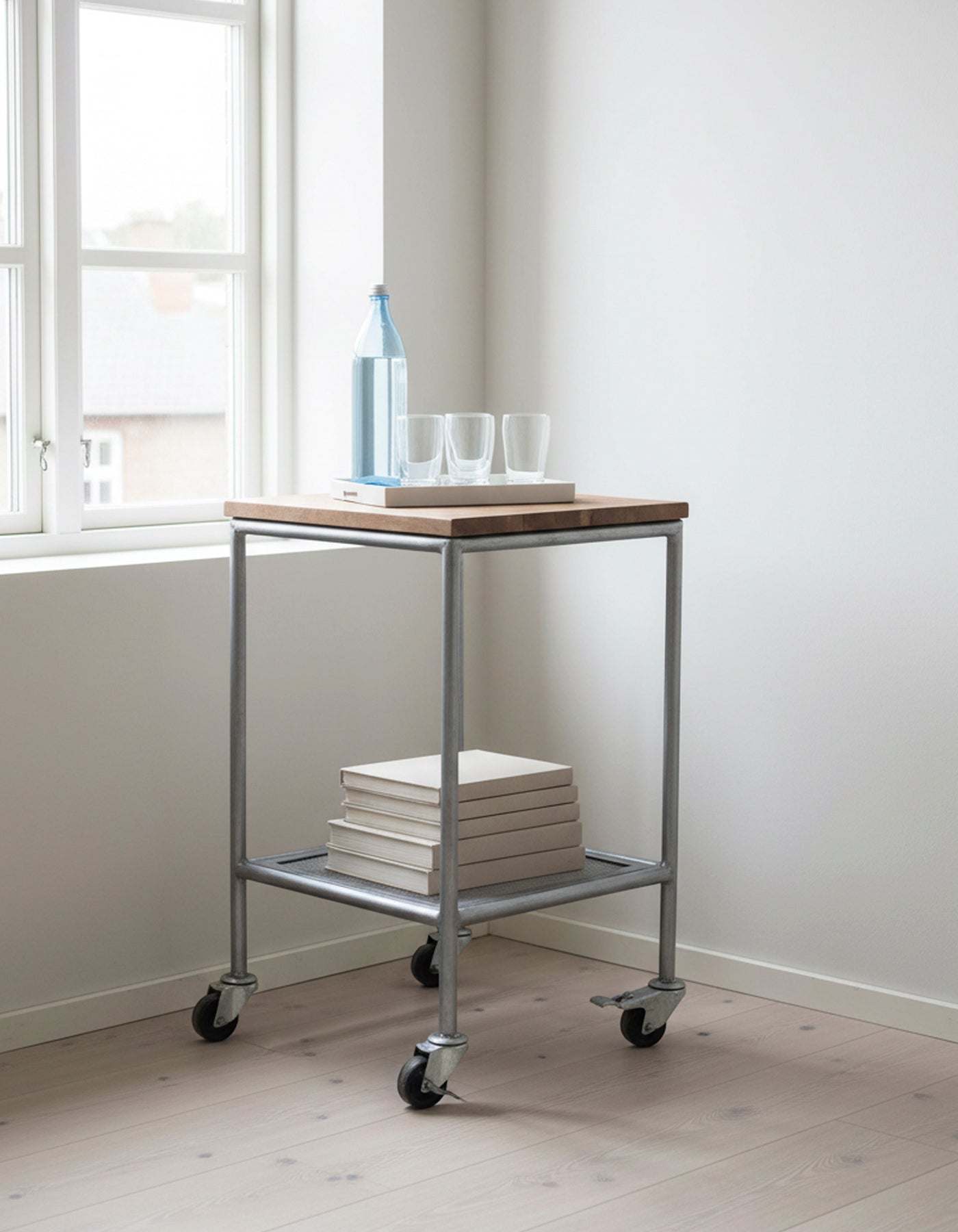 Industriel Trolley i Jern og Genbrugstræ