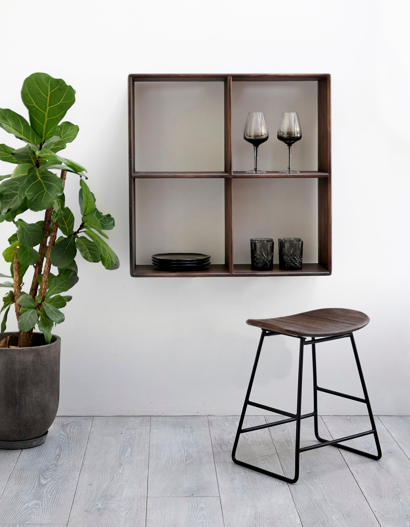 RECYCLED: Stool in Recycled Teak Wood