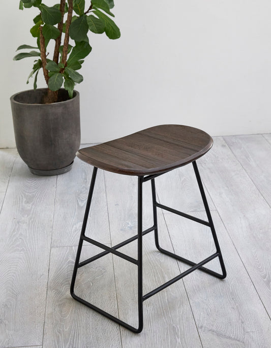 RECYCLED: STOOL IN RECYCLED TEAK WOOD