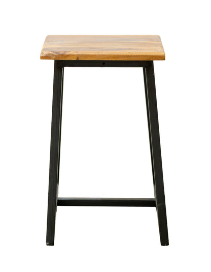 RECYCLED: Skammel i Industriel Stil