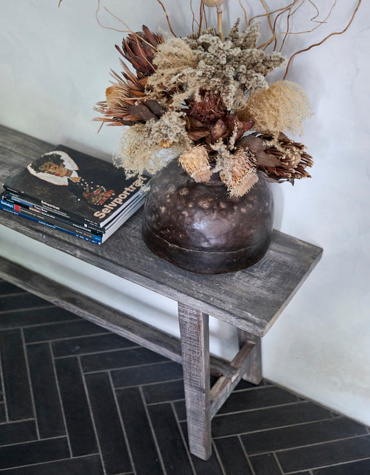 RECYCLED: BENCH IN LIGHTWEIGHT DESIGN MADE OF RECYCLED WOOD