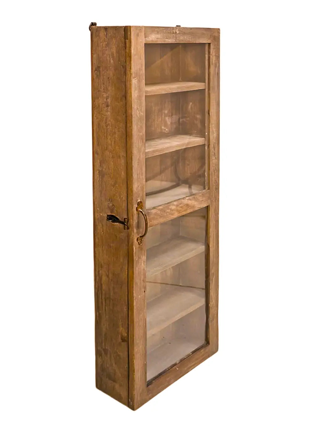 RECYCLED: RUSTIKT SKAB AF GENBRUGT TRÆ, NORDIC RUSTIC