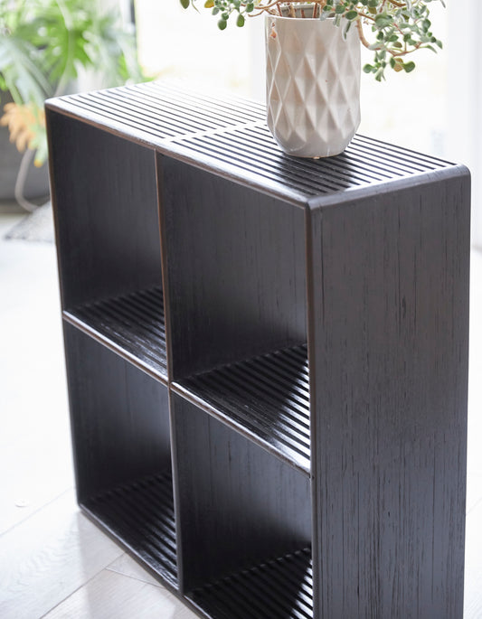 RECYCLED: WALL SHELF MADE OF RECYCLED TEAK WOOD