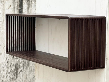 RECYCLED: Elegant Hylde i Genanvendt Træ