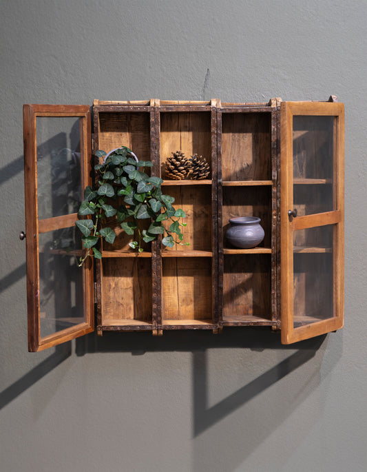 UPCYCLED SKAB AF GAMLE MURSTENSFORME