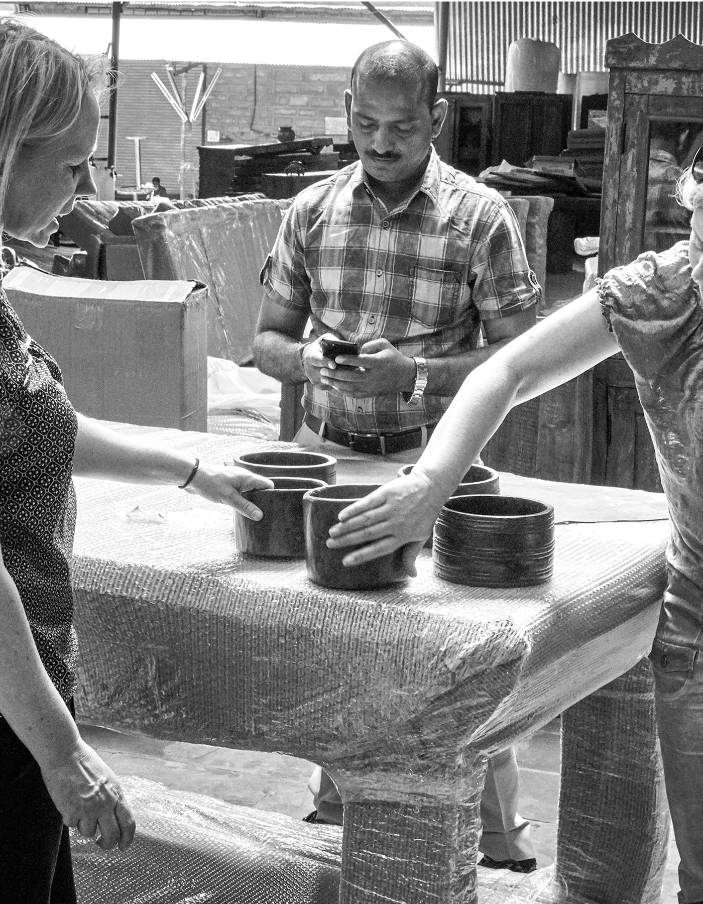 ORIGINAL LARGE WOODEN POT