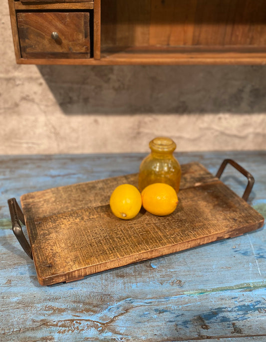 RECYCLED: RUSTIC WOODEN TRAY IN RECYCLED WOOD