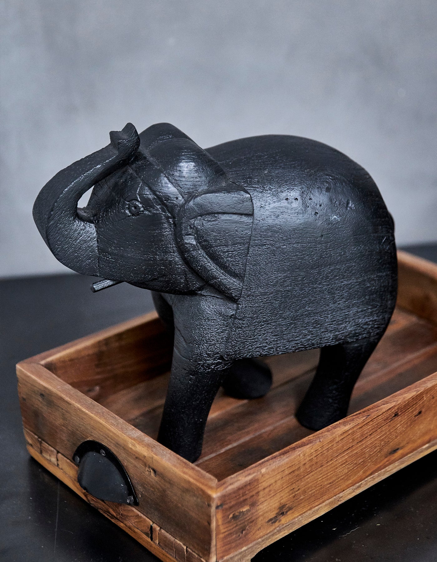 DEKORATIV ELEFANT - UNIK BRUGSKUNST