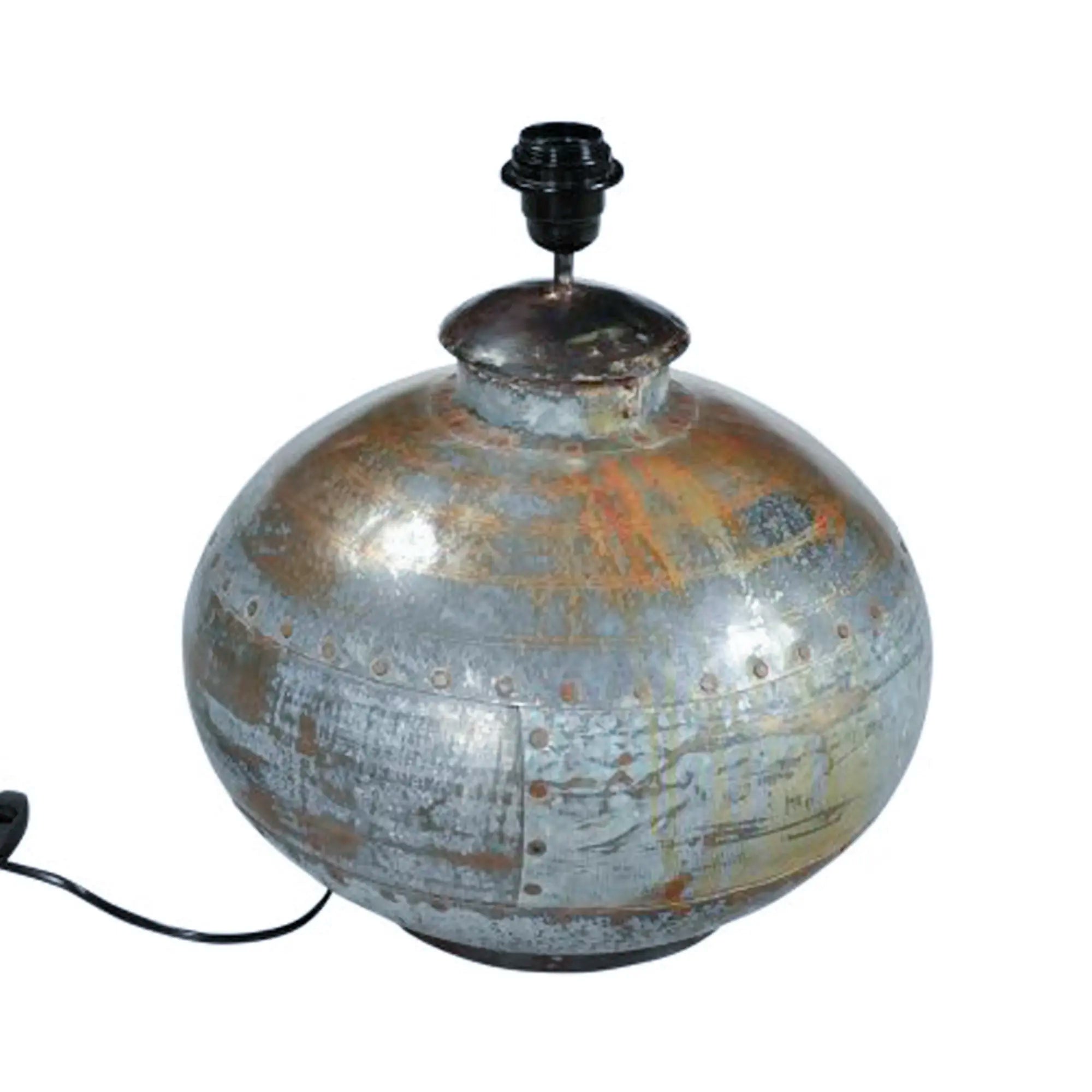 UPCYCLED: Fra Vandkrukke til Bordlampe