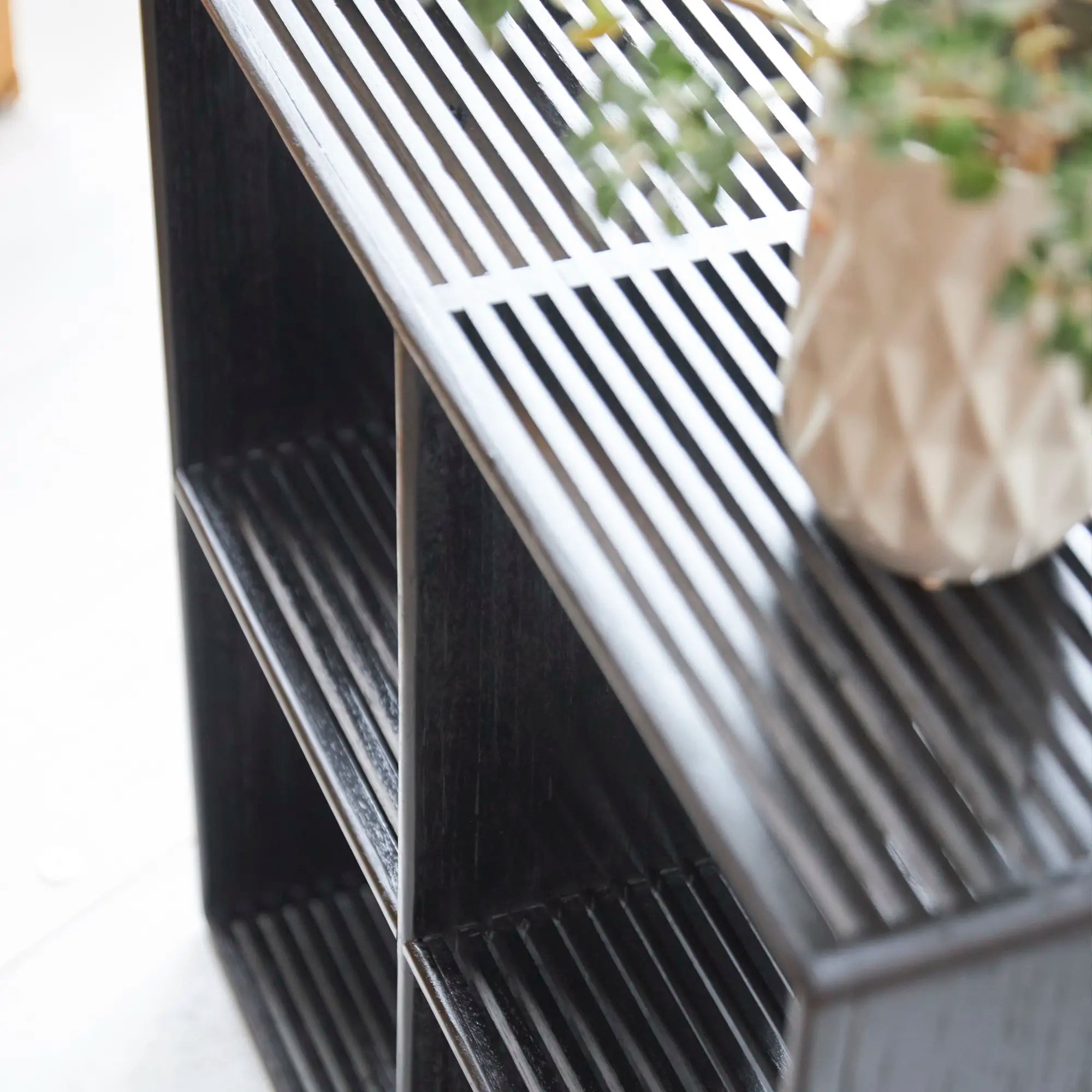 RECYCLED: Wall Shelf of Recycled Teak Wood