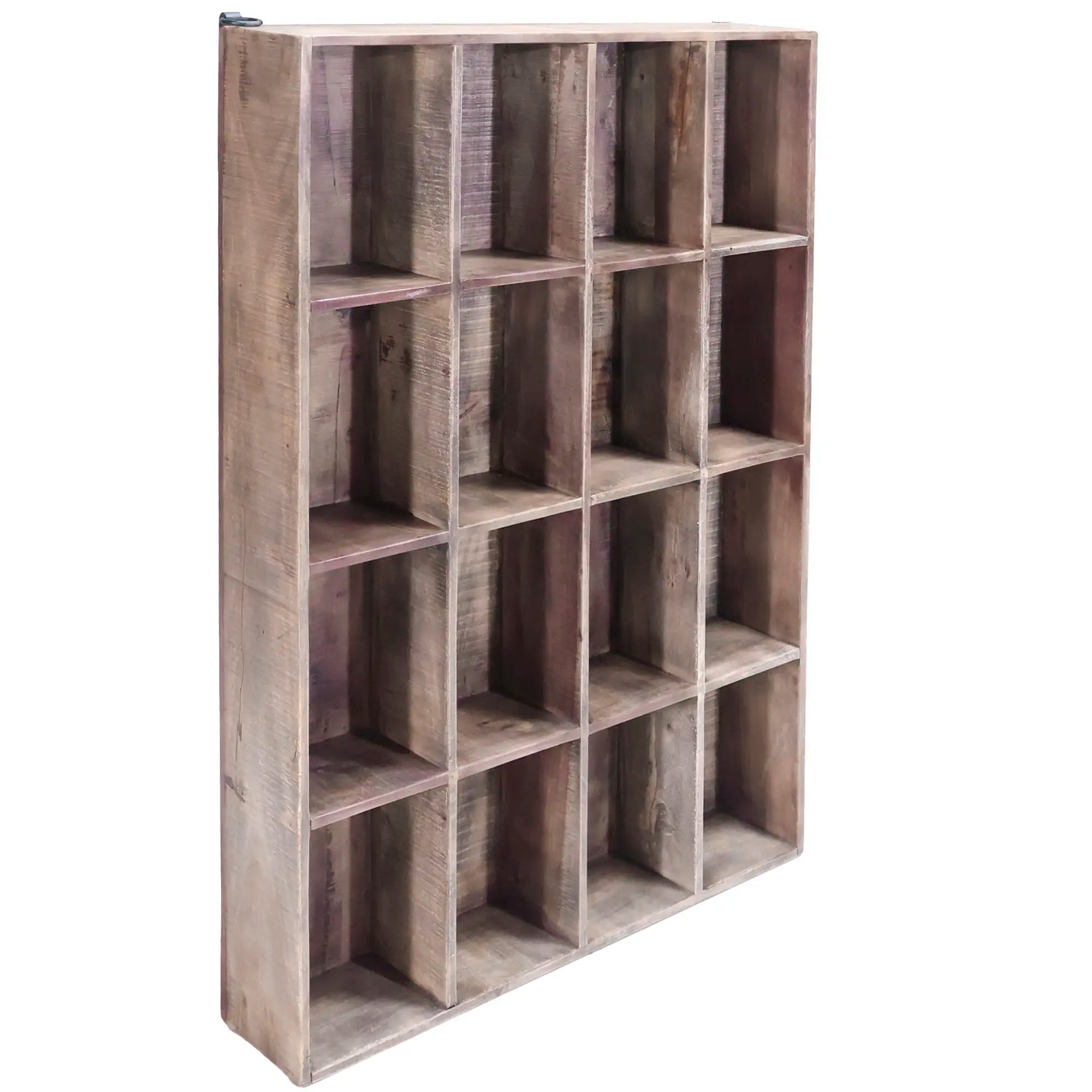 Vægreol i genbrugstræ med 16 rum | Nordic Drift | Recycled Collection