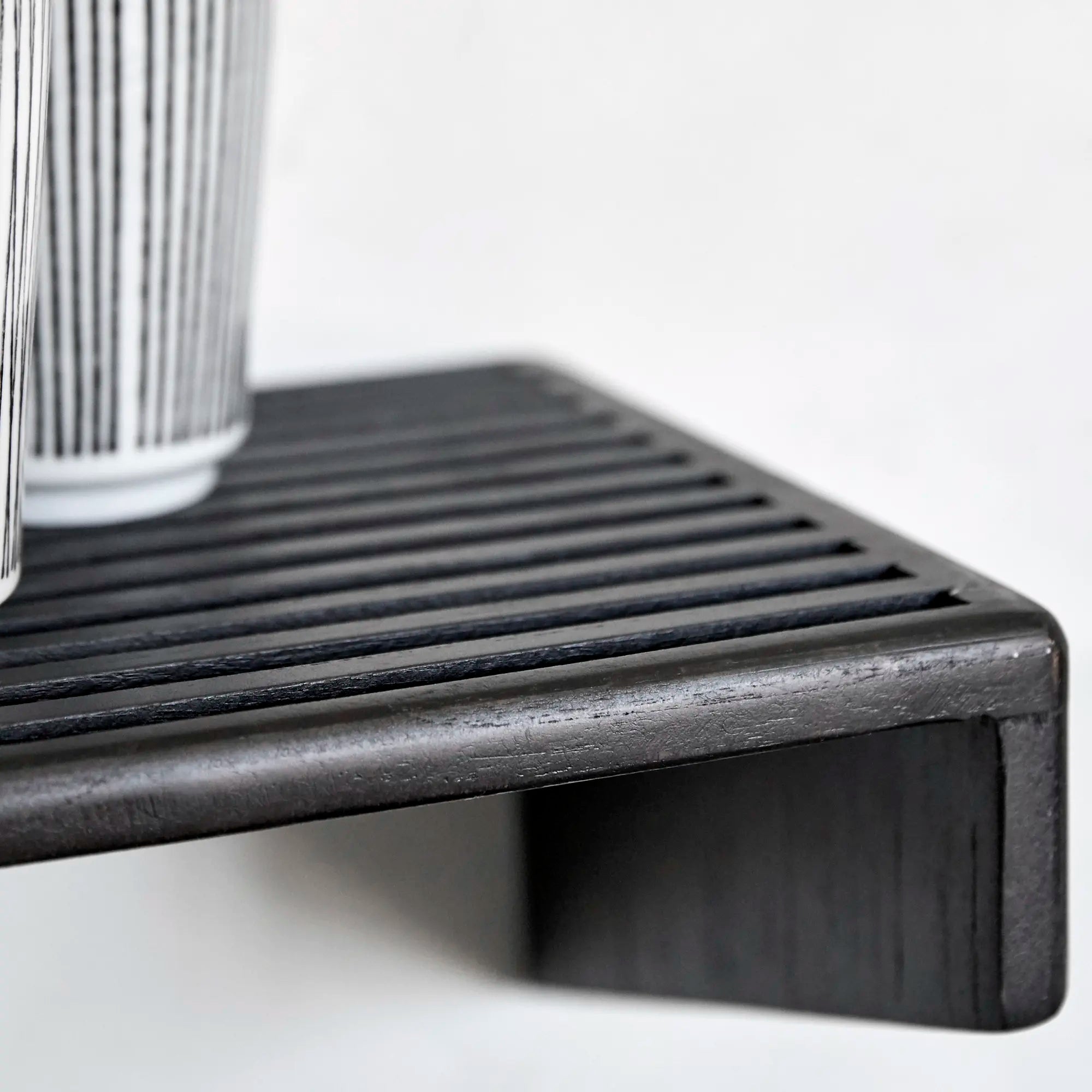 RECYCLED: Elegant Shelf in Recycled Teak Wood