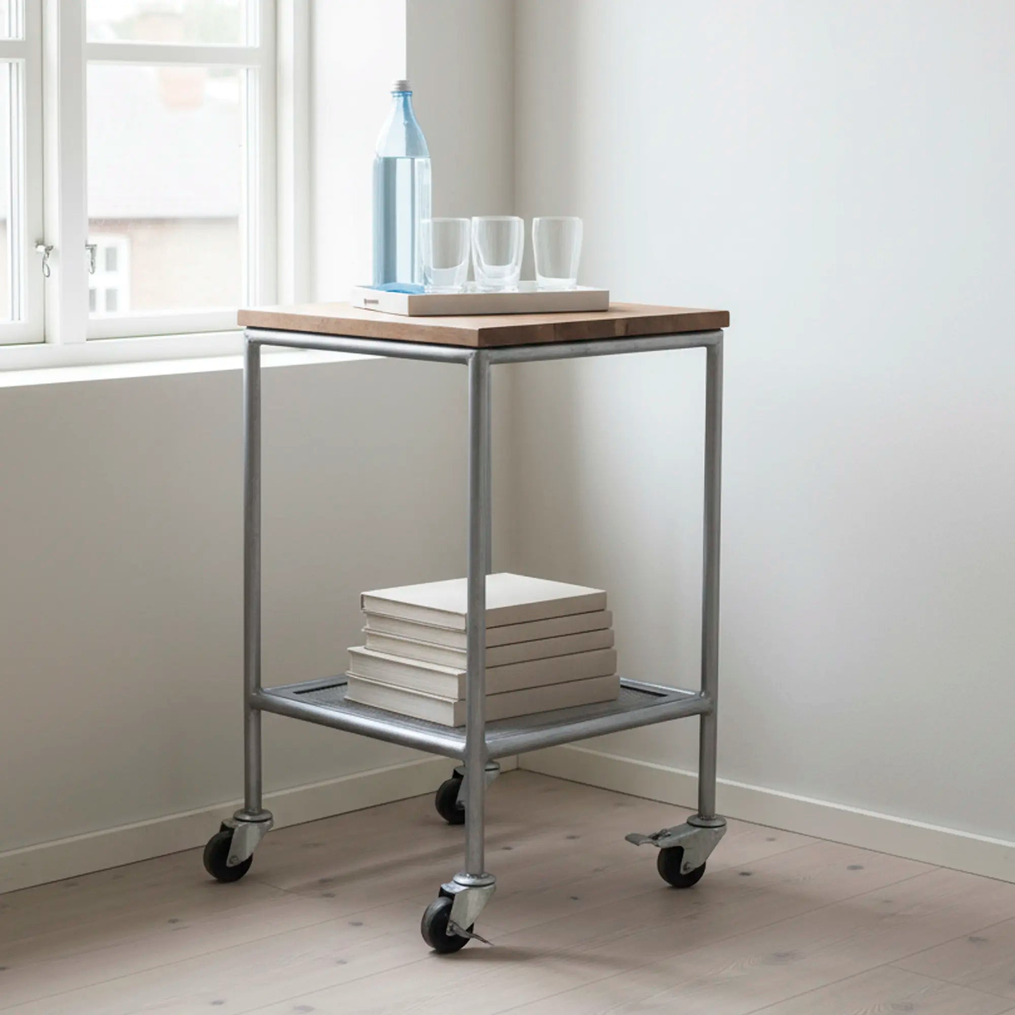 Industrial Trolley in Iron and Reclaimed Wood