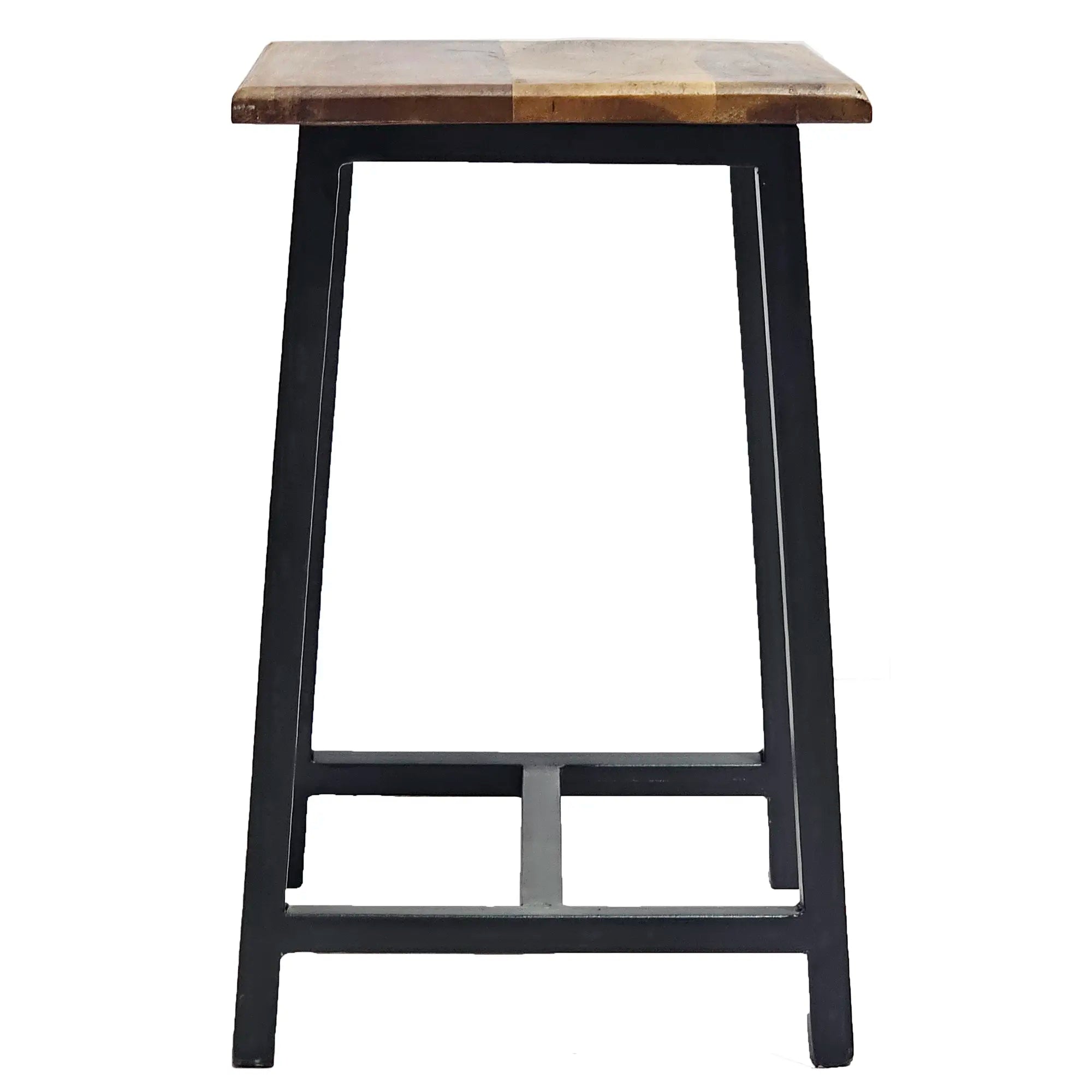 RECYCLED: Skammel i Industriel Stil