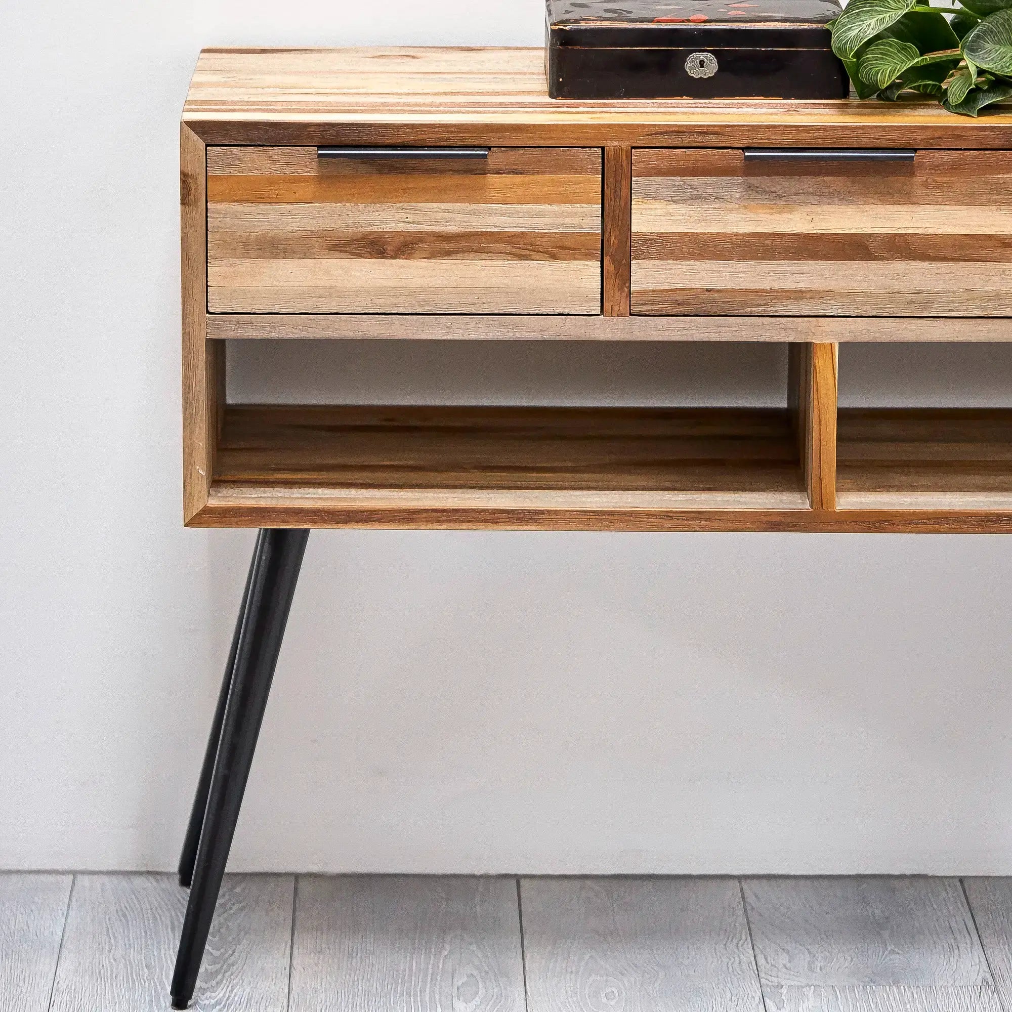 RECYCLED: Konsolbord med Skuffer af Genanvendt Teaktræ