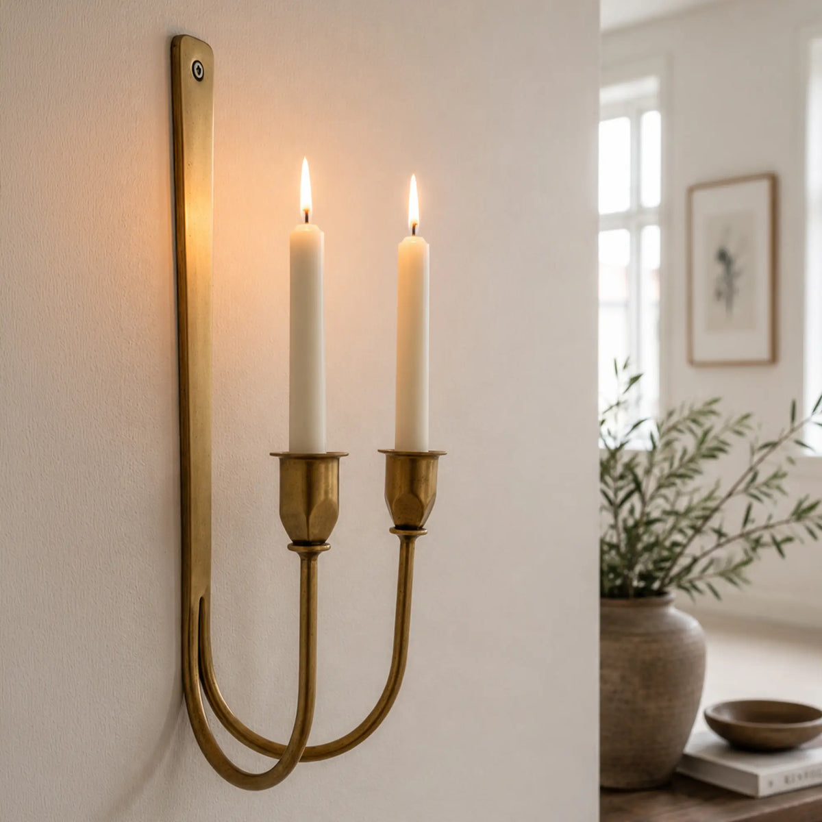 Wall-Mounted Candlestick for 2 Candles
