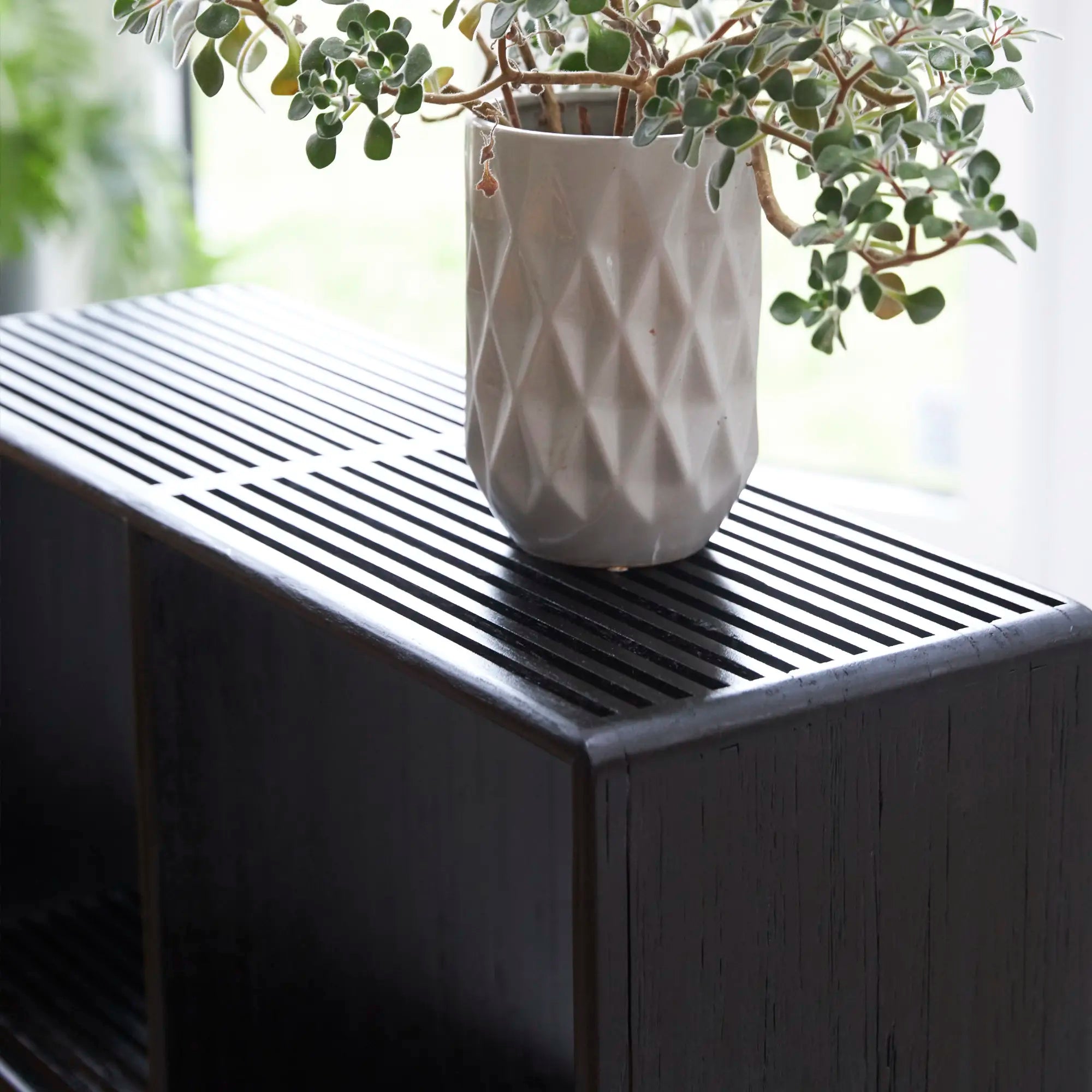 RECYCLED: Wall Shelf of Recycled Teak Wood